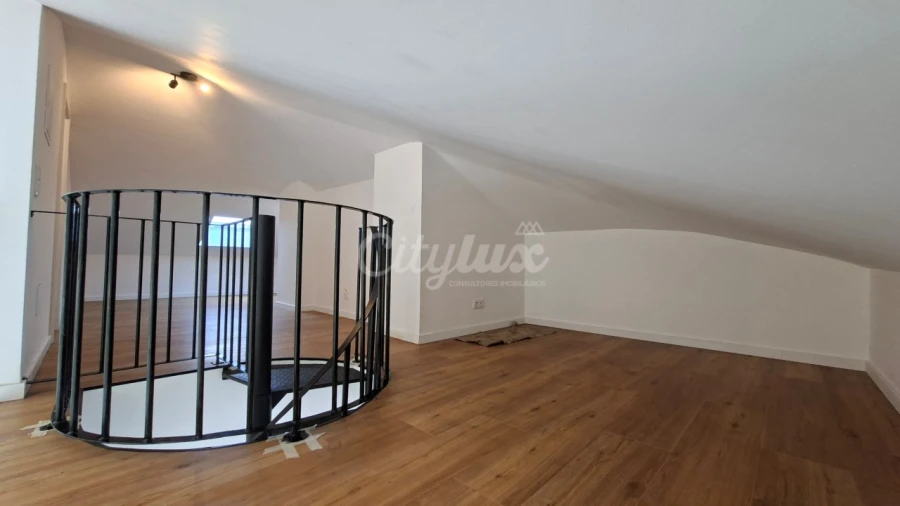 Apartamento T3 para Venda em Alcabideche Foto 27