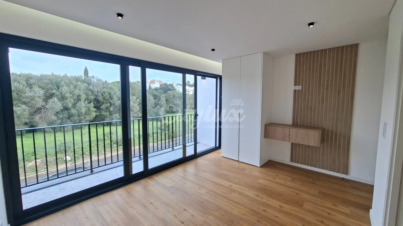 Apartamento T3 para Venda em Alcabideche Foto 18