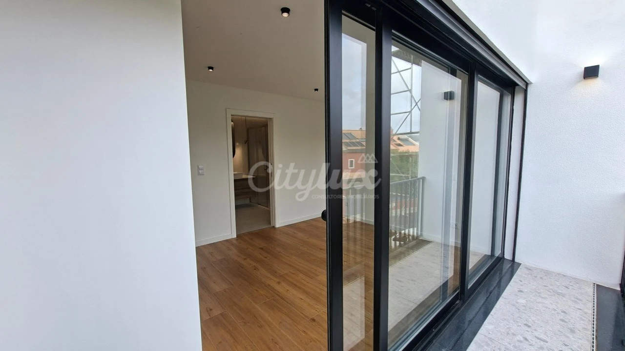 Apartamento T3 para Venda em Alcabideche Foto 20