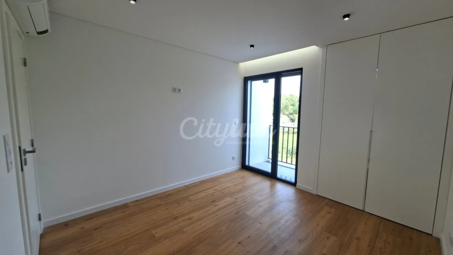 Apartamento T3 para Venda em Alcabideche Foto 10