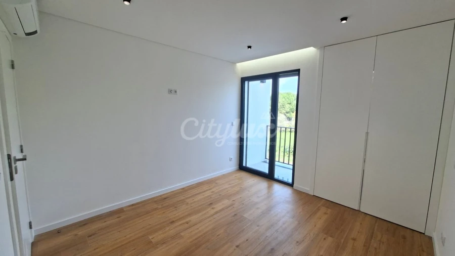 Apartamento T3 para Venda em Alcabideche Foto 12