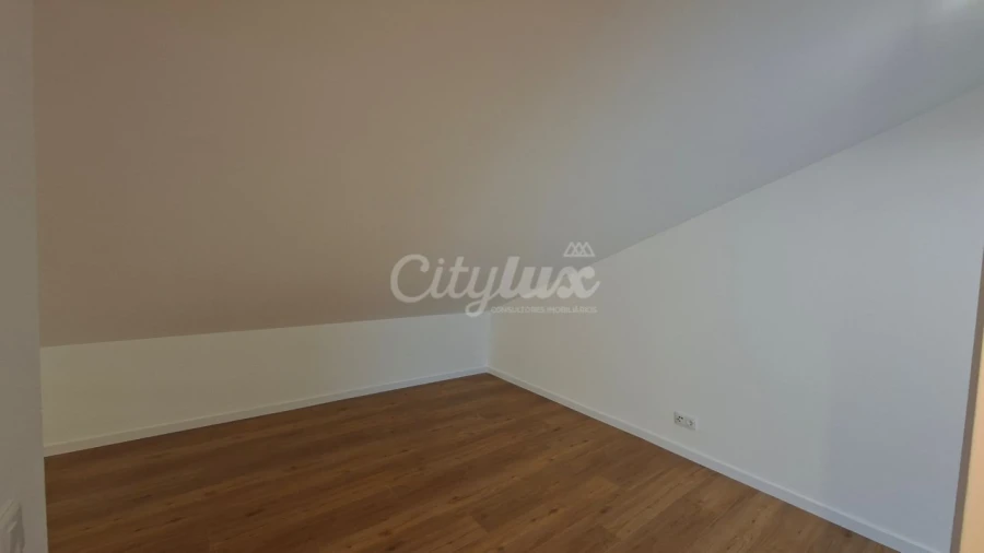 Apartamento T3 para Venda em Alcabideche Foto 26