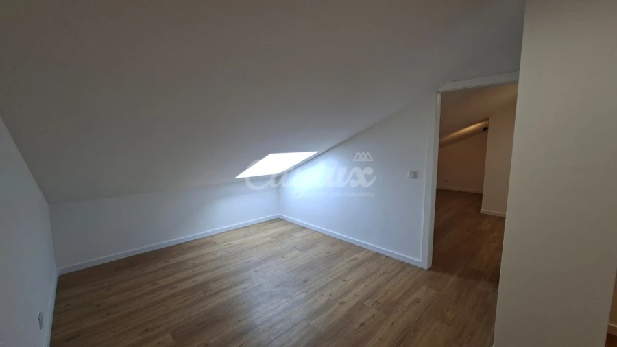 Apartamento T3 para Venda em Alcabideche Foto 27