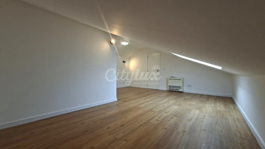 Apartamento T3 para Venda em Alcabideche Foto 35