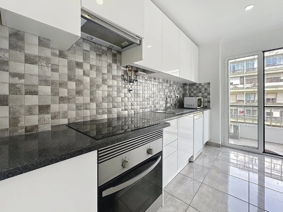 Apartamento T3 para Arrendamento em Benfica Foto 6