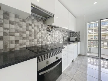 Apartamento T3 para Arrendamento em Benfica