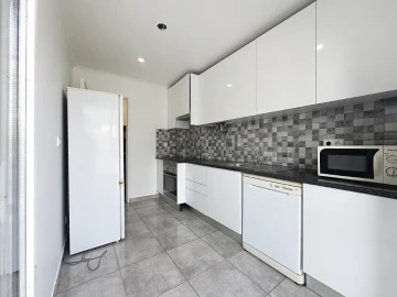 Apartamento T3 para Arrendamento em Benfica