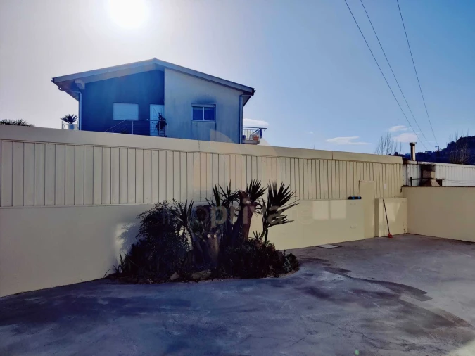 Moradia T4 para Venda em Pinheiro Foto 4