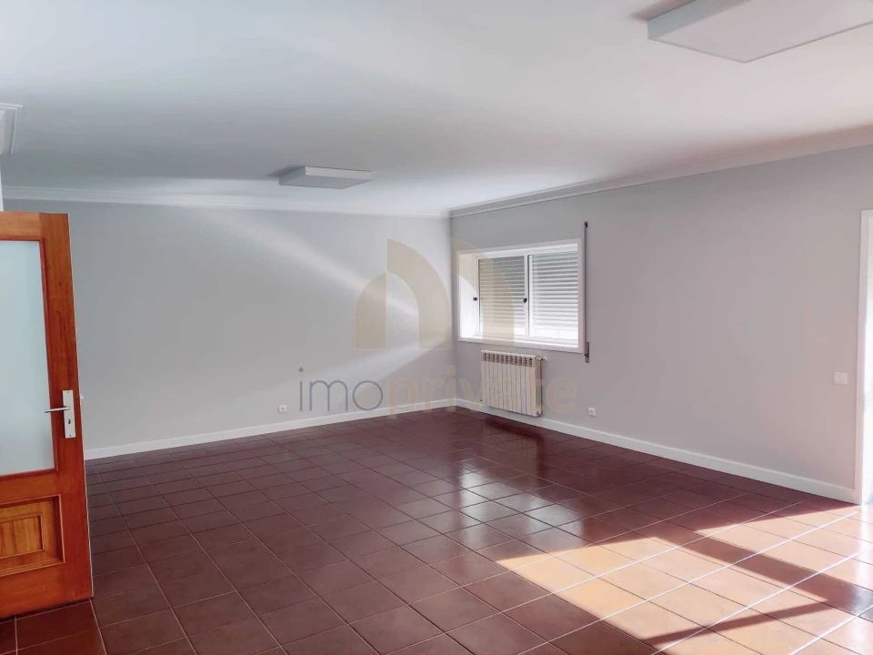 Moradia T4 para Venda em Pinheiro Foto 10