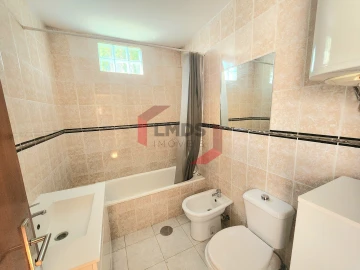 Moradia T2 para Venda em Mafamude e Vilar do Paraíso