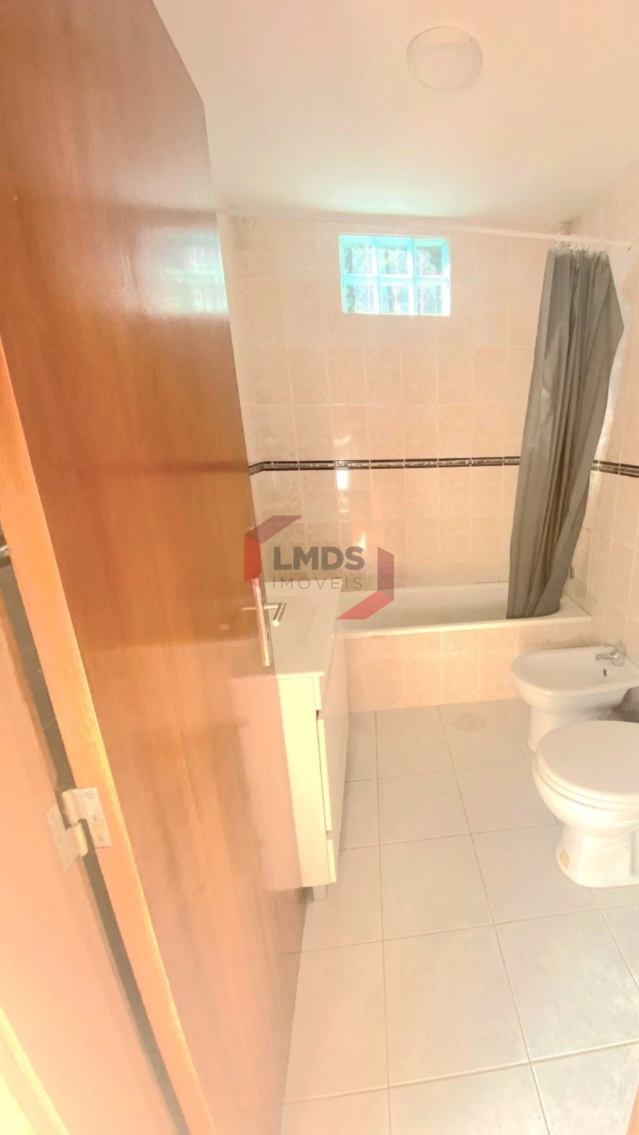 Moradia T2 para Venda em Mafamude e Vilar do Paraíso Foto 11