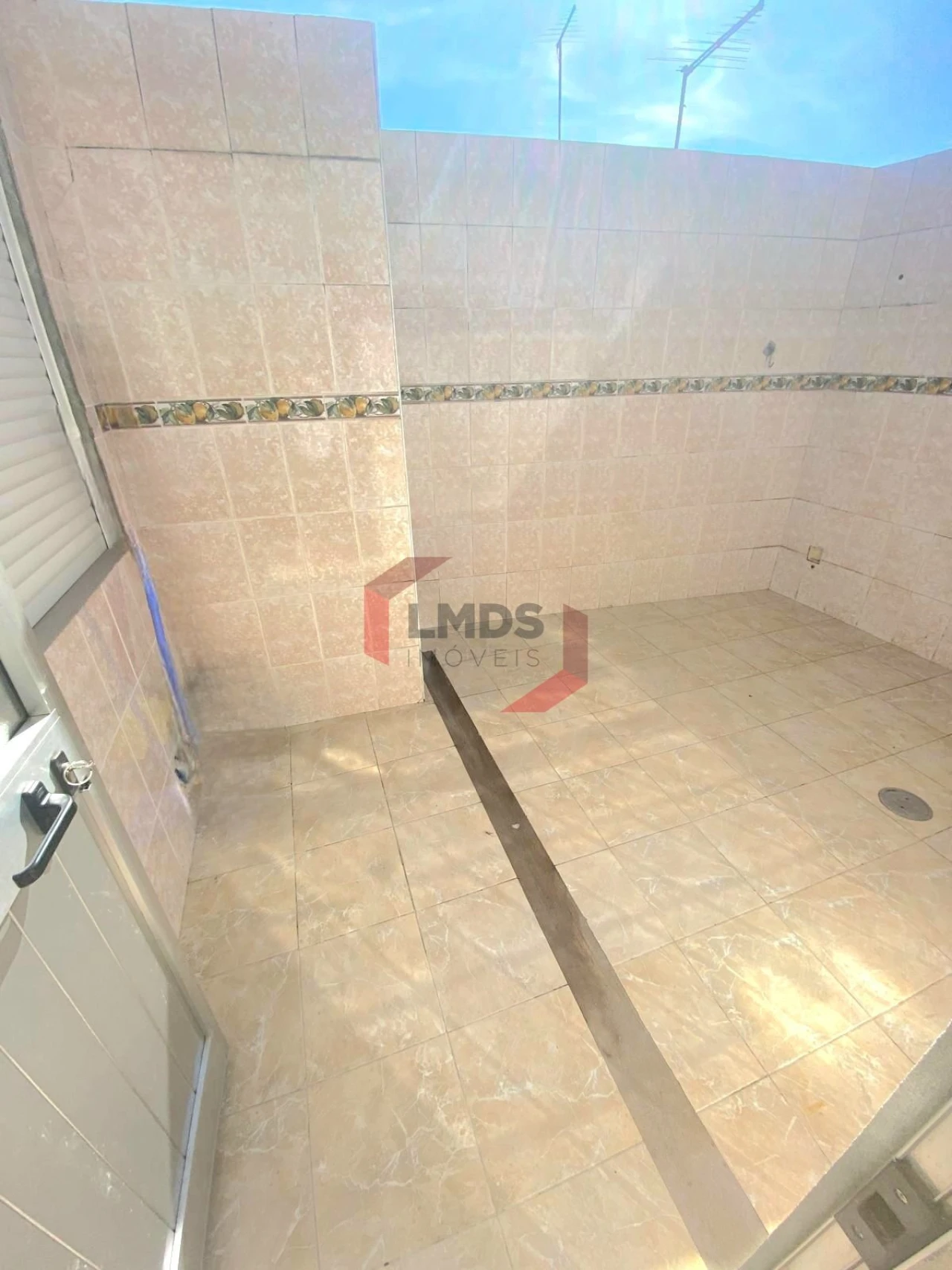 Moradia T2 para Venda em Mafamude e Vilar do Paraíso Foto 8