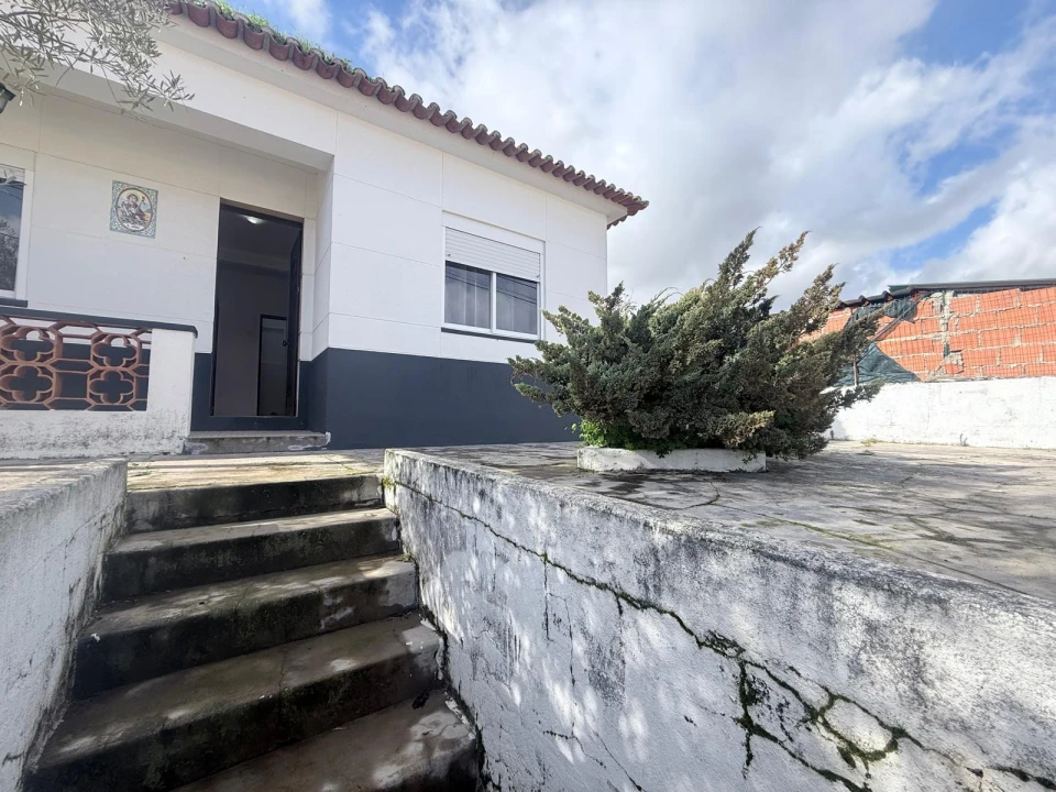 Moradia T4 para Venda em Quinta do Anjo Foto 4