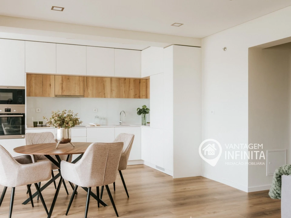 Apartamento T3 para Venda em Benfica Foto 5