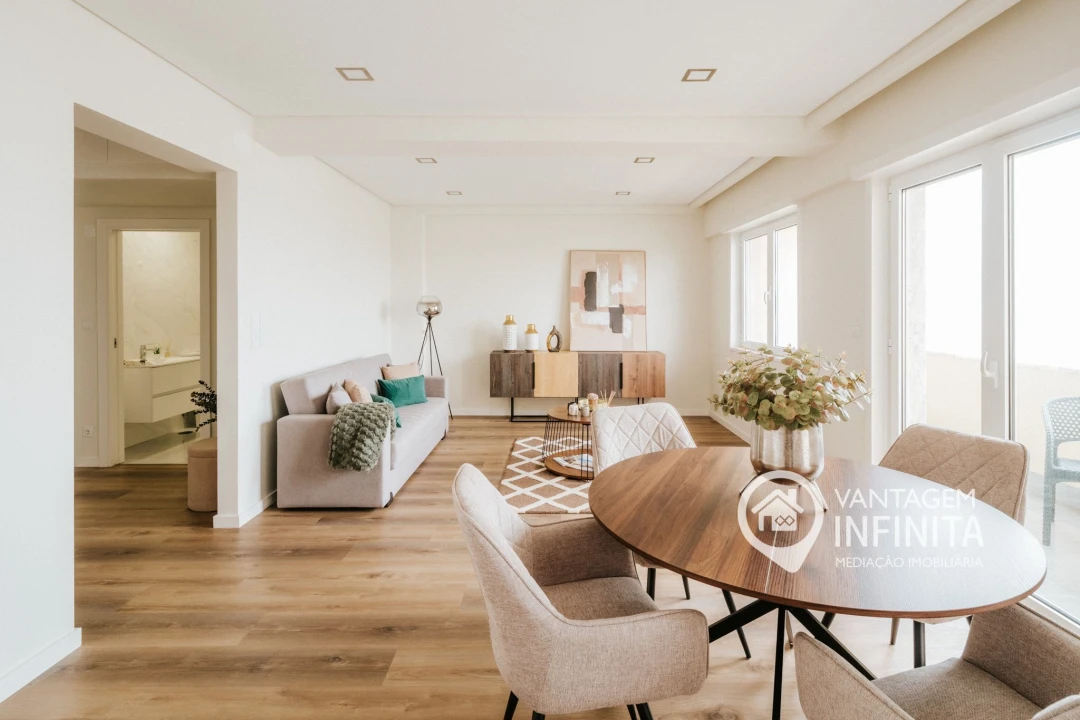 Apartamento T3 para Venda em Benfica Foto 2