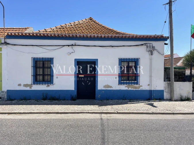 Moradia T6 para Venda em Moita