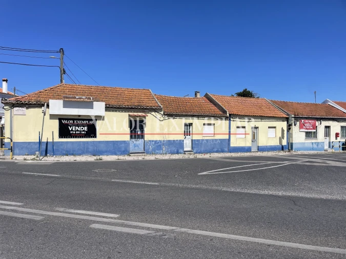 Moradia T6 para Venda em Moita Foto 12