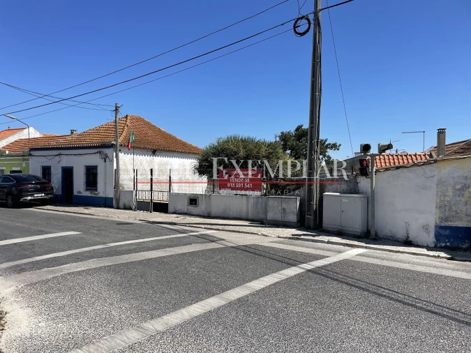 Moradia T6 para Venda em Moita Foto 7