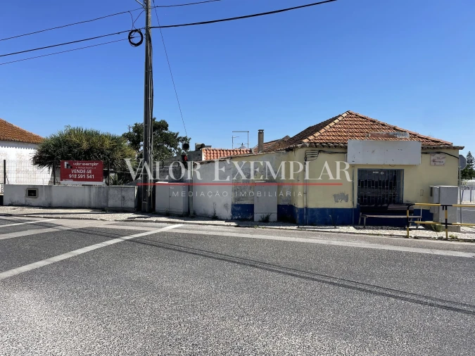 Moradia T6 para Venda em Moita Foto 8