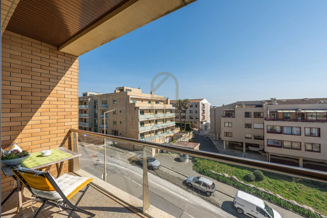 Apartamento T3 para Venda em Canidelo Foto 10