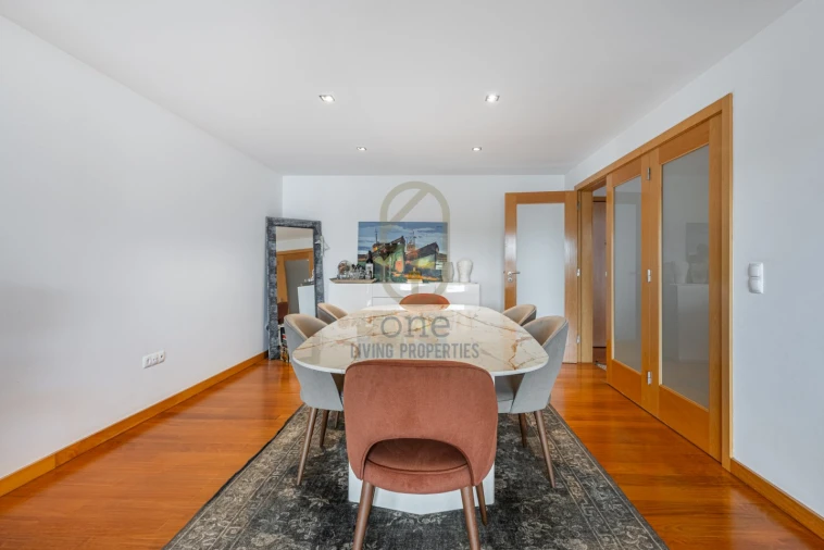 Apartamento T3 para Venda em Canidelo Foto 8