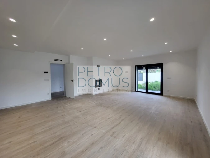 Moradia T3 para Venda em Marrazes e Barosa Foto 13