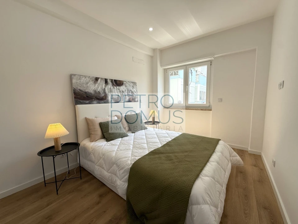 Apartamento T3 para Venda em Benfica Foto 13