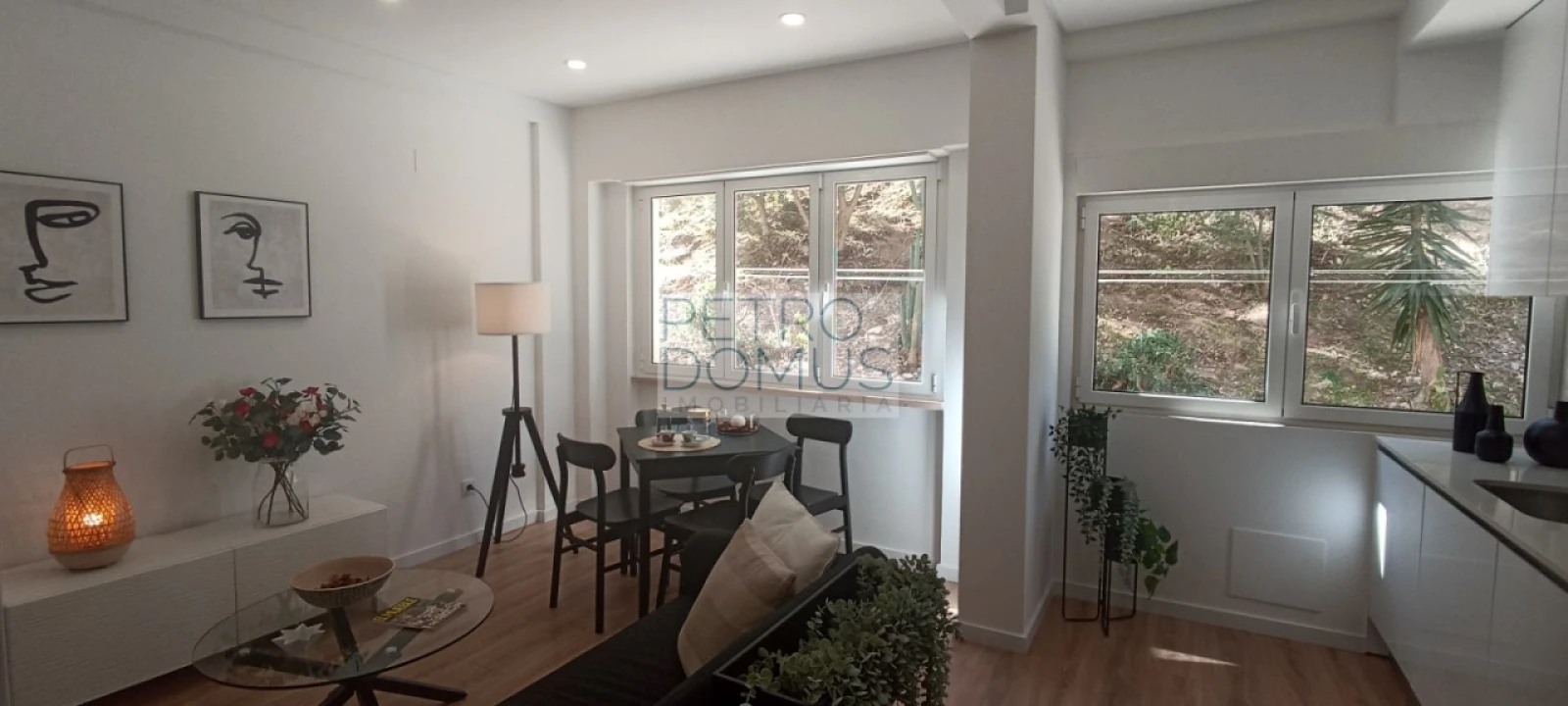 Apartamento T2 para Venda em Benfica Foto 7