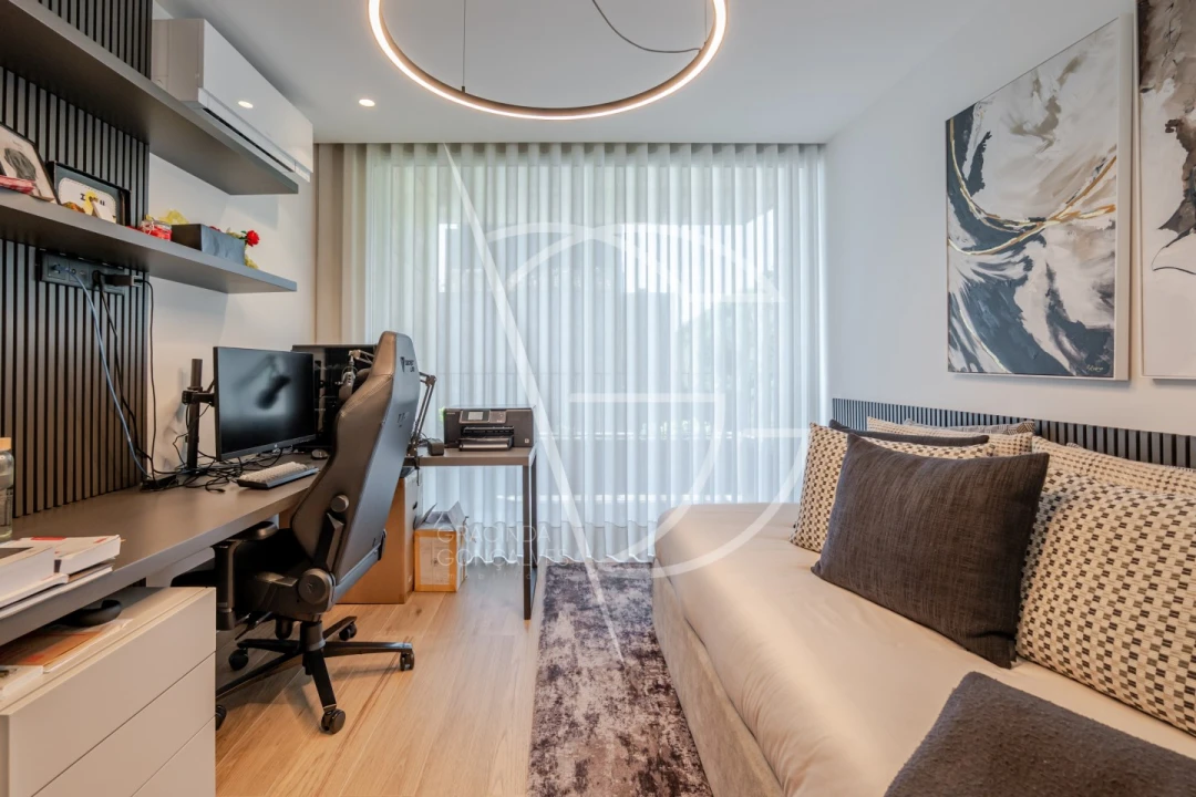 Apartamento T4 para Venda em Lordelo do Ouro e Massarelos Foto 30