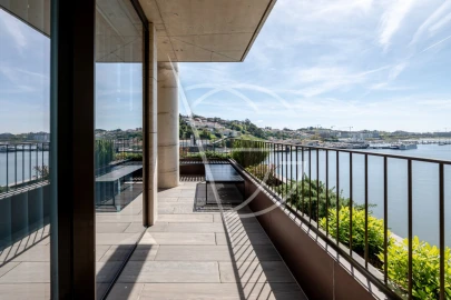 Apartamento T4 para Venda em Lordelo do Ouro e Massarelos