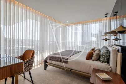 Apartamento T4 para Venda em Lordelo do Ouro e Massarelos