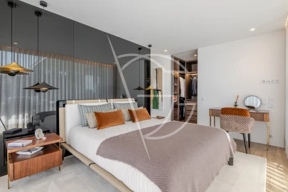 Apartamento T4 para Venda em Lordelo do Ouro e Massarelos