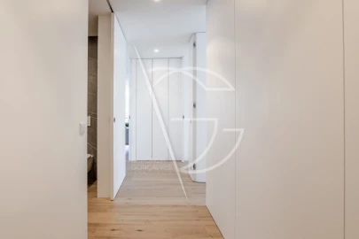 Apartamento T4 para Venda em Lordelo do Ouro e Massarelos
