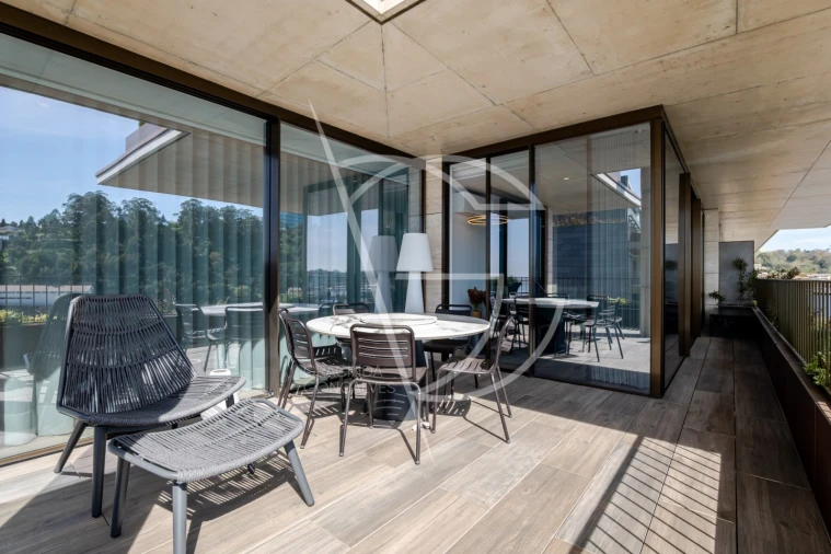 Apartamento T4 para Venda em Lordelo do Ouro e Massarelos Foto 4