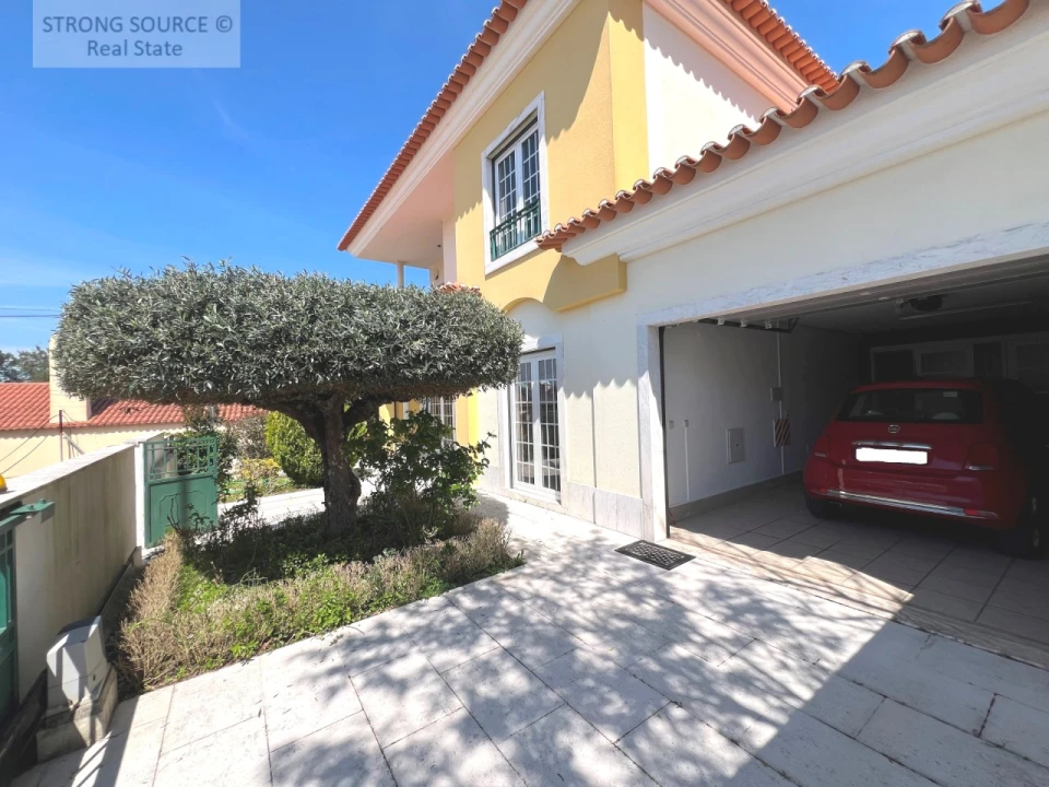 Moradia T5 para Venda em Azeitão (São Lourenço e São Simão) Foto 26