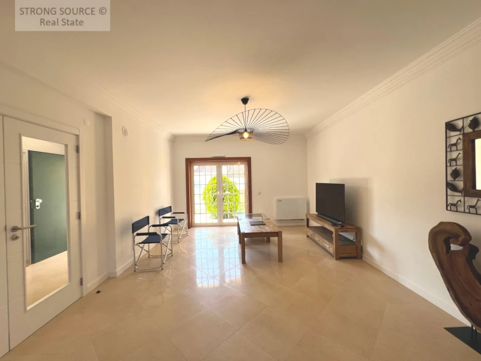 Moradia T5 para Venda em Azeitão (São Lourenço e São Simão) Foto 33