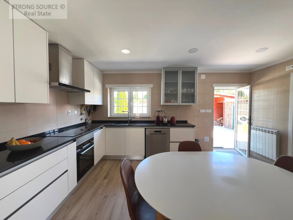 Moradia T5 para Venda em Azeitão (São Lourenço e São Simão) Foto 55