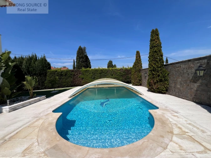 Moradia T5 para Venda em Azeitão (São Lourenço e São Simão) Foto 2