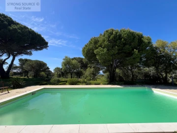 Quinta T8 para Venda em Sesimbra (Castelo)