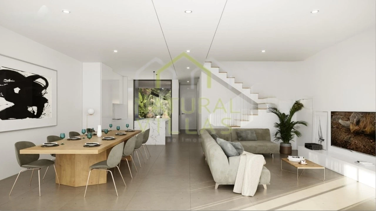 Moradia T3 para Venda em Montenegro Foto 1