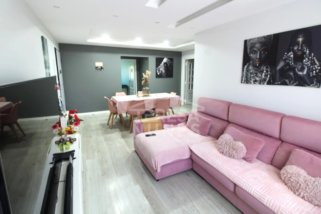 Apartamento T4 para Venda em Santo Antonio da Charneca Foto 3