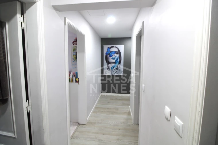 Apartamento T4 para Venda em Santo Antonio da Charneca Foto 13