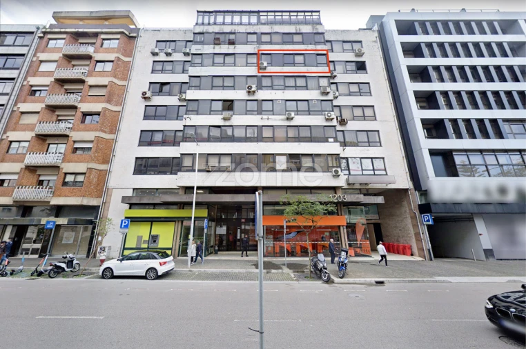 Escritório para Arrendamento em Lordelo do Ouro e Massarelos Foto 20