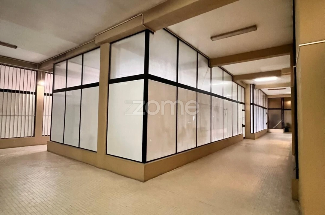 Negócio para Venda em Braga (Maximinos, Sé e Cividade) Foto 1