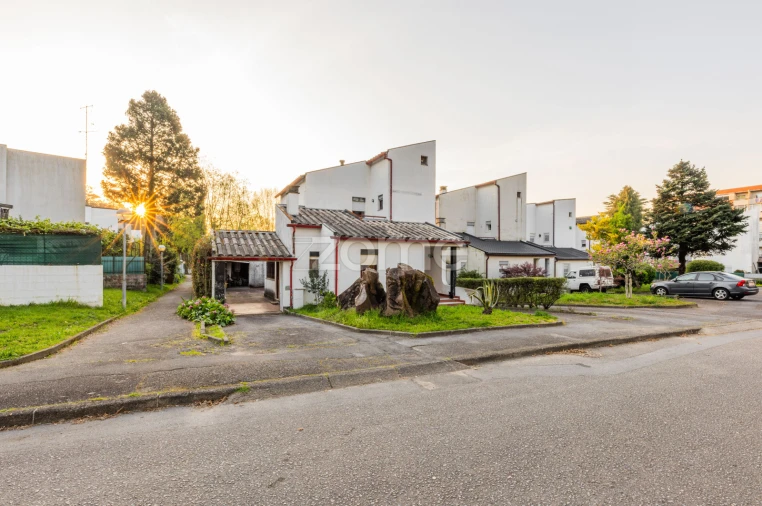 Moradia T3 para Venda em Braga (São José de São Lázaro e São João do Souto) Foto 2