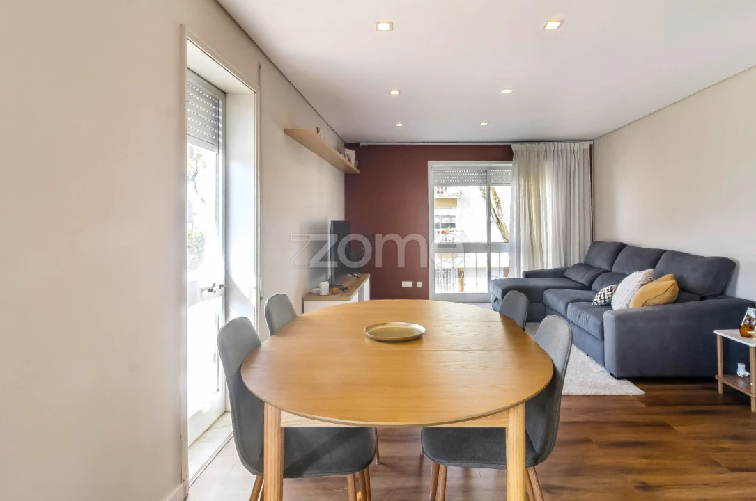 Apartamento T3 para Venda em Cidade da Maia Foto 9