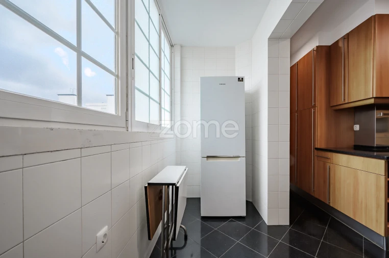 Apartamento T4 para Arrendamento em Areeiro Foto 29