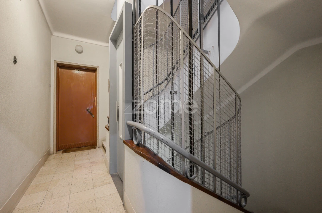 Apartamento T4 para Arrendamento em Areeiro Foto 31