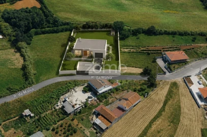 Terreno para Venda em Maceira