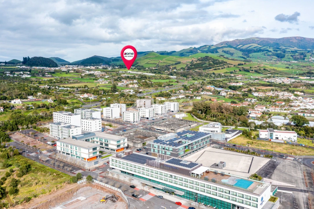 Moradia T4 para Venda em Cabouco Foto 35